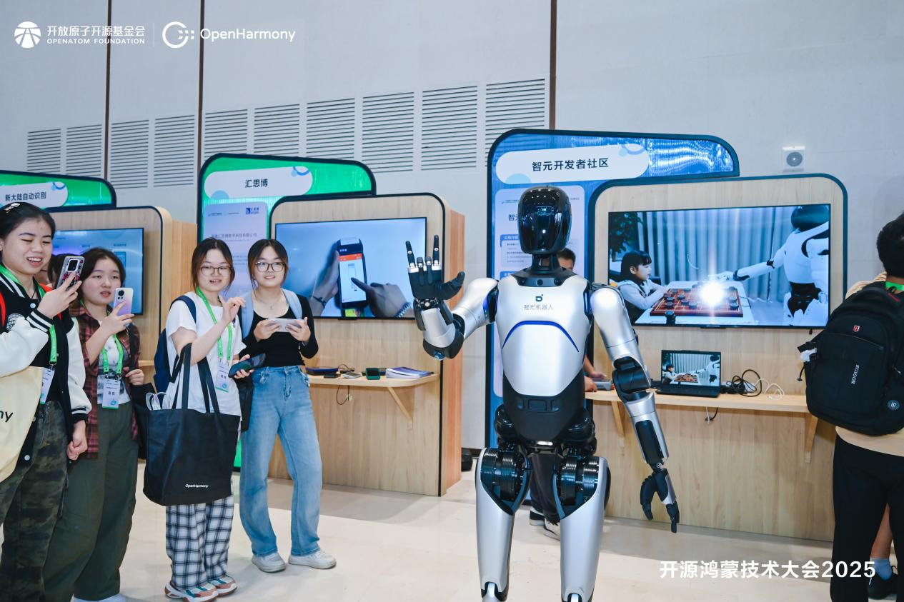 9.29 百人牛牛赚钱游戏开源鸿蒙推文图片2.png